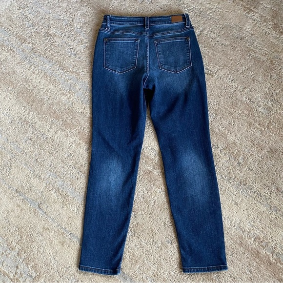 Judy Blue Slim Fit Dark Wash Tapered Leg Jeans JB82428DK: 28/7 - Picture 9 of 10